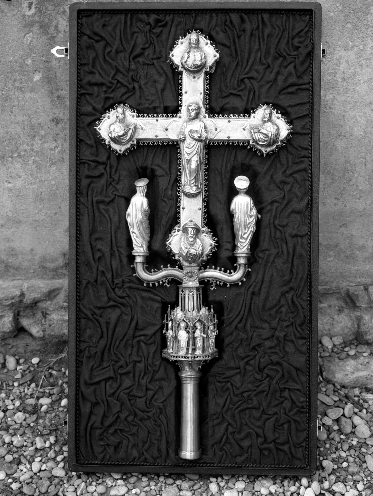 Chiesa Parrocchiale. Crocefisso del '400 (negativo) di Gabinetto fotografico (XX)