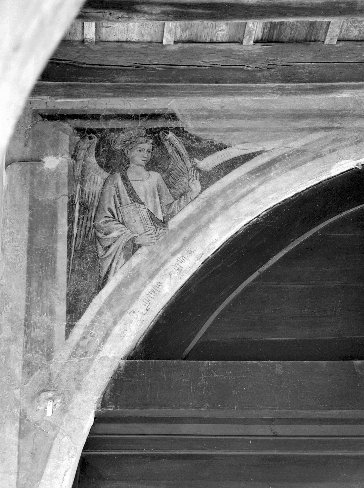 Porticato di via Marco Parino 9. Angelo affresco (negativo) di Gabinetto fotografico (XX)