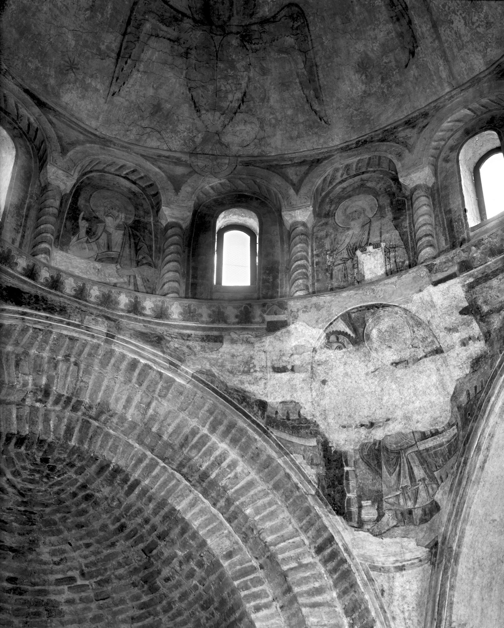 Battistero.Particolare affreschi del tamburo dopo il restauro (negativo) di Gabinetto fotografico (XX)