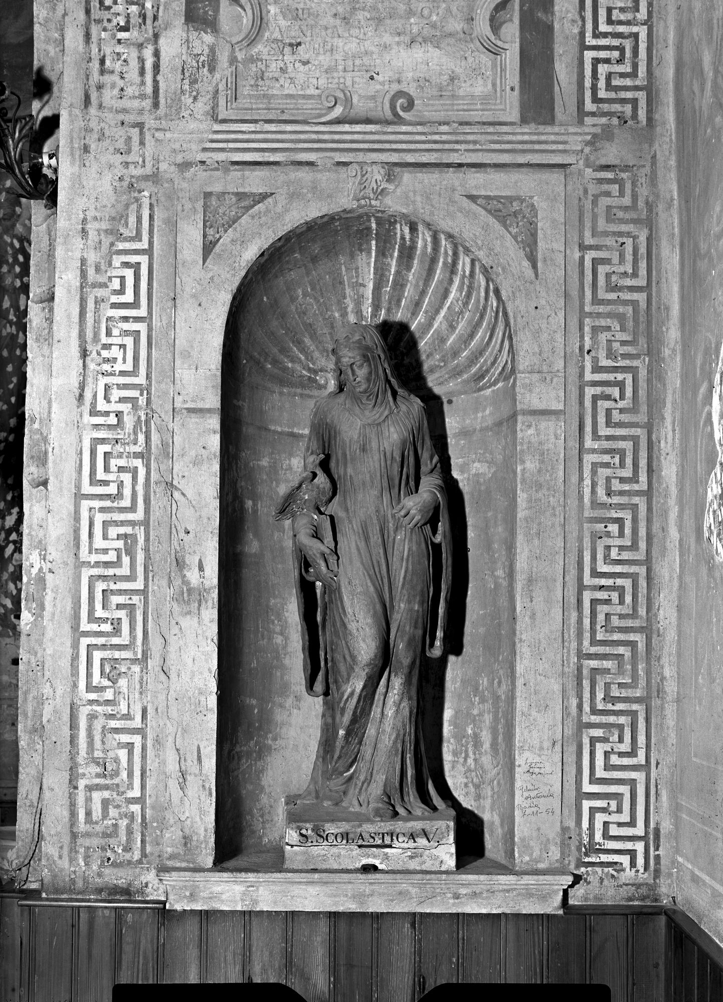 Chiesa di Santa Giustina. Cappella San Prosdocimo prima dei lavori (negativo) di Gabinetto fotografico (XX)