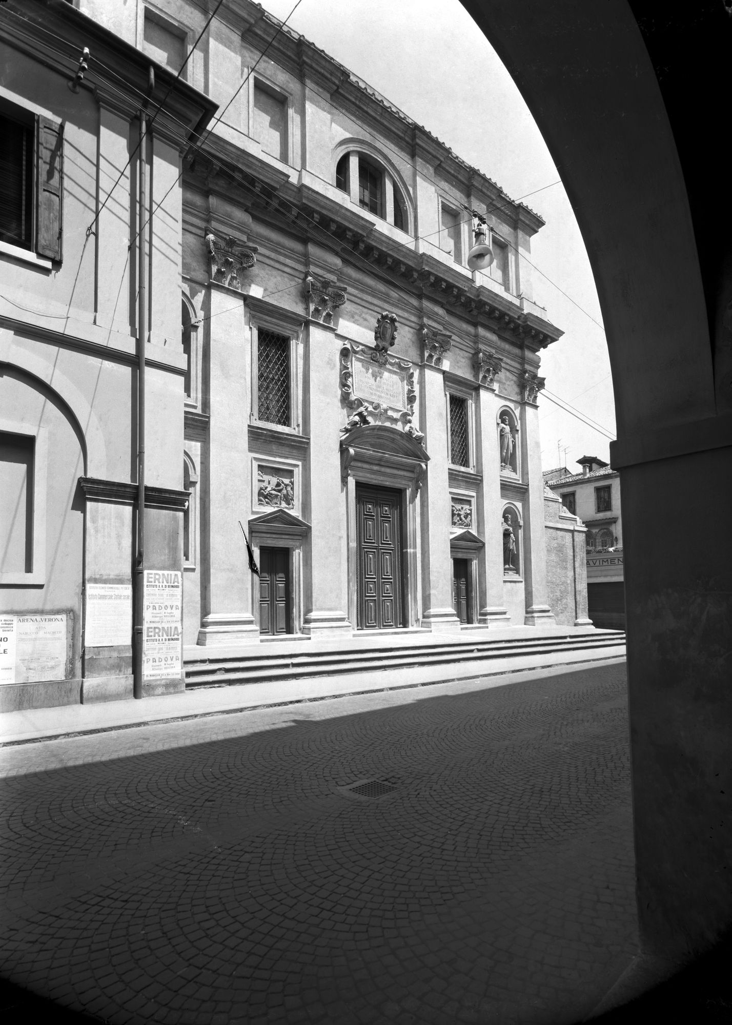 Chiesa di San Gaetano. La facciata dopo i restauri (negativo) di Gabinetto fotografico (XX)