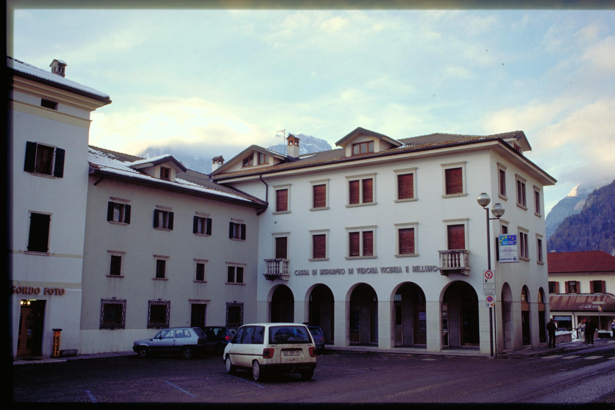 casa Pezzè (palazzo, urbano) - Agordo (BL)  (XVIII)