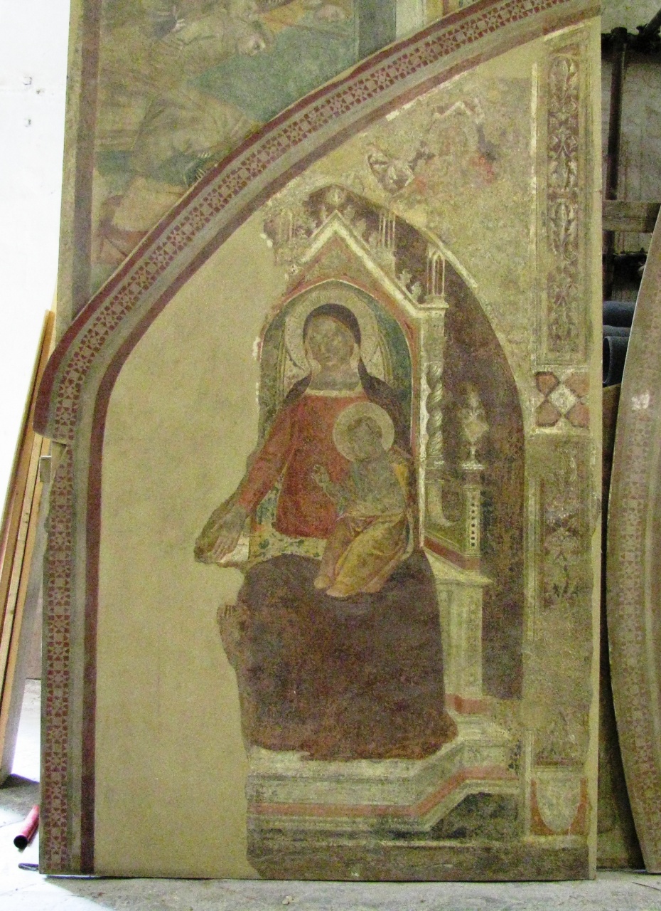 Madonna con Bambino in trono (lunetta) di Nelli Pietro (attribuito) (sec. XIV)