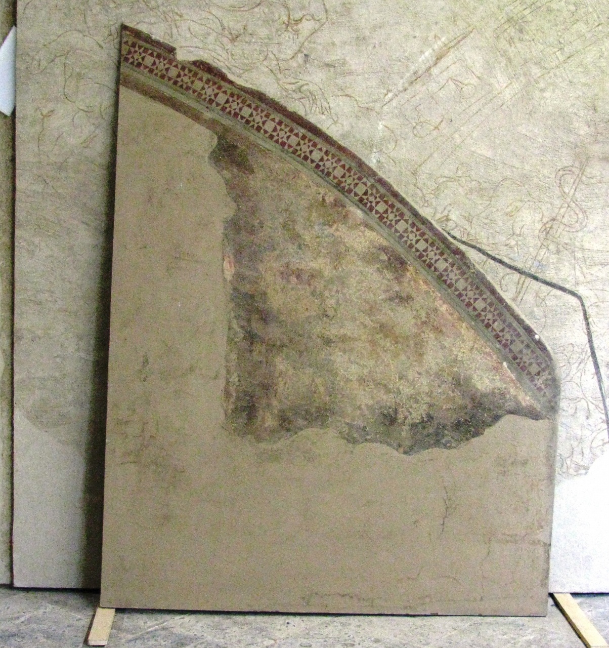 motivi decorativi geometrici (lunetta, frammento) di Nelli Pietro (attribuito) (sec. XIV)