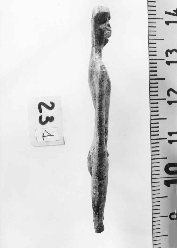 figura maschile STANTE (bronzetto votivo) (prima metà sec. VI a.C)