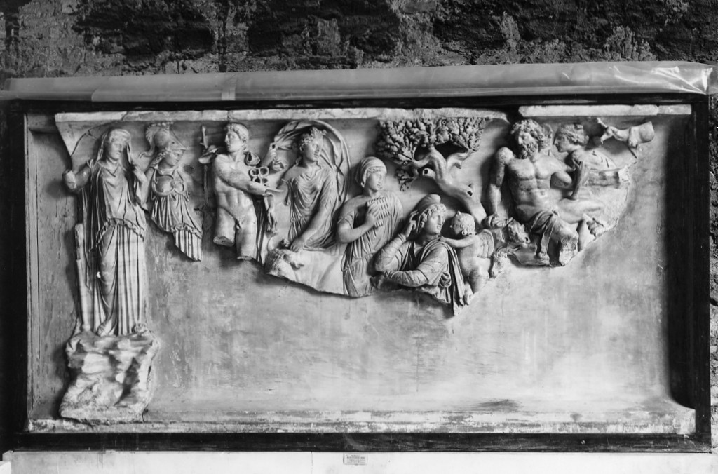 sarcofago (prima metà sec. II d.C)