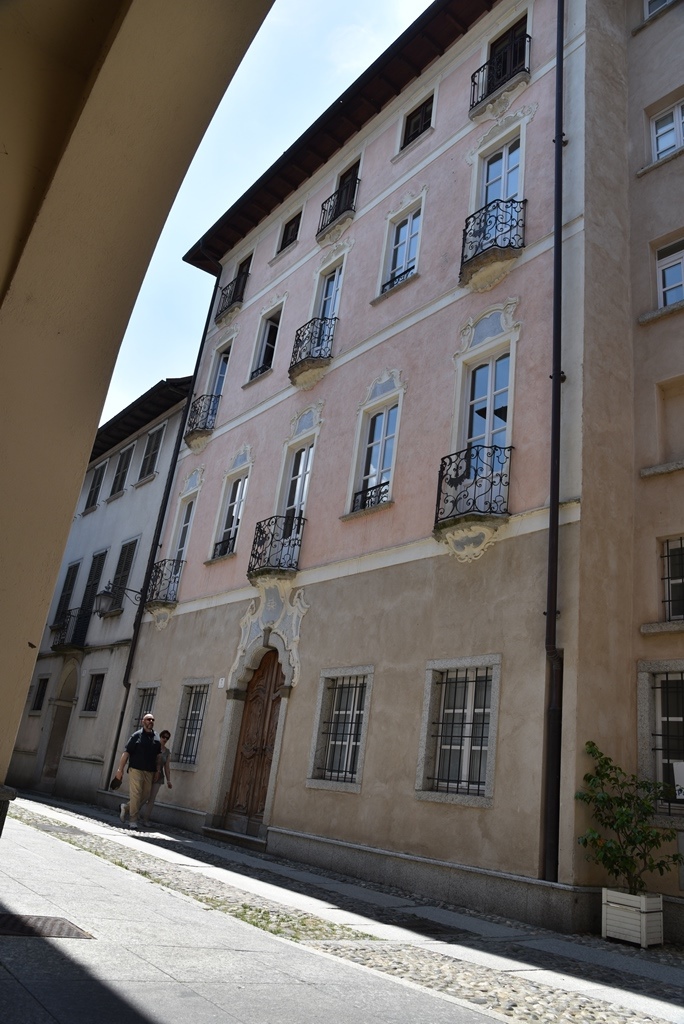 Casa Tromellini, già Gippini, Piana, Tosi (casa, privata) - Orta San Giulio (NO)  (XIX, seconda metà)