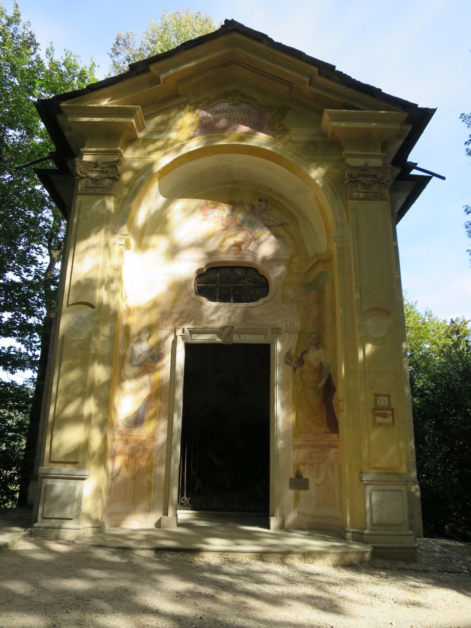 Cappella XVI detta "del ritorno di S. Francesco ad Assisi" (cappella, devozionale) - Orta San Giulio (NO)  (XVII; XVII; XVII; XIX; XIX)