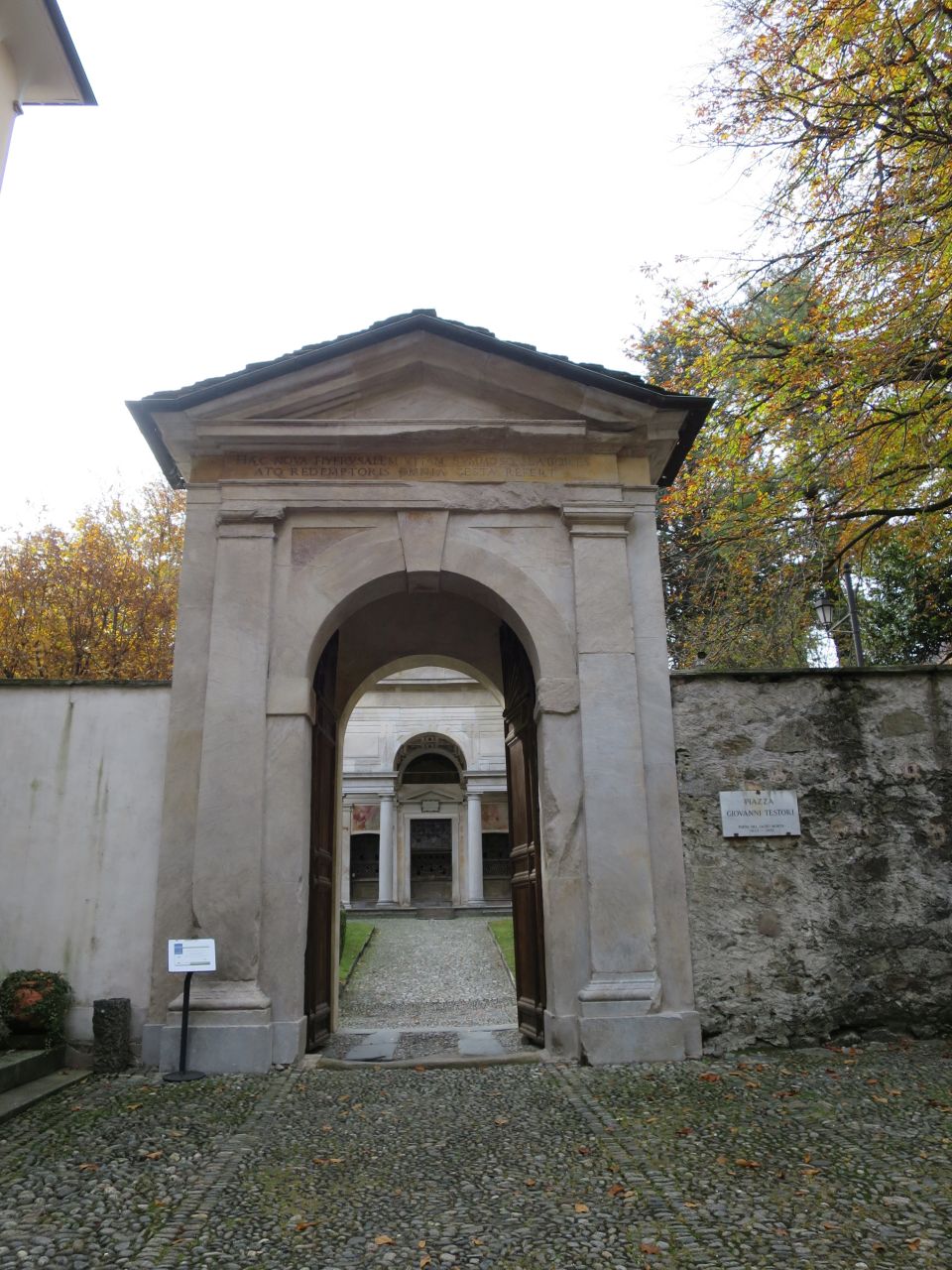 Portale Maggiore (porta monumentale) - Varallo (VC)  (XVI; XVI)
