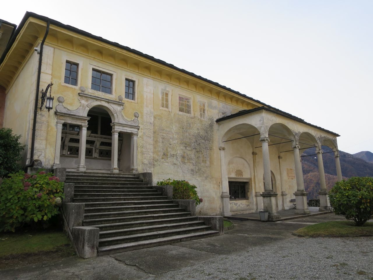Cappelle n. 27/29/30/31/32/34/35 (Palazzo di Pilato) (cappella, devozionale) - Varallo (VC)  (XVI; XVI; XVI)