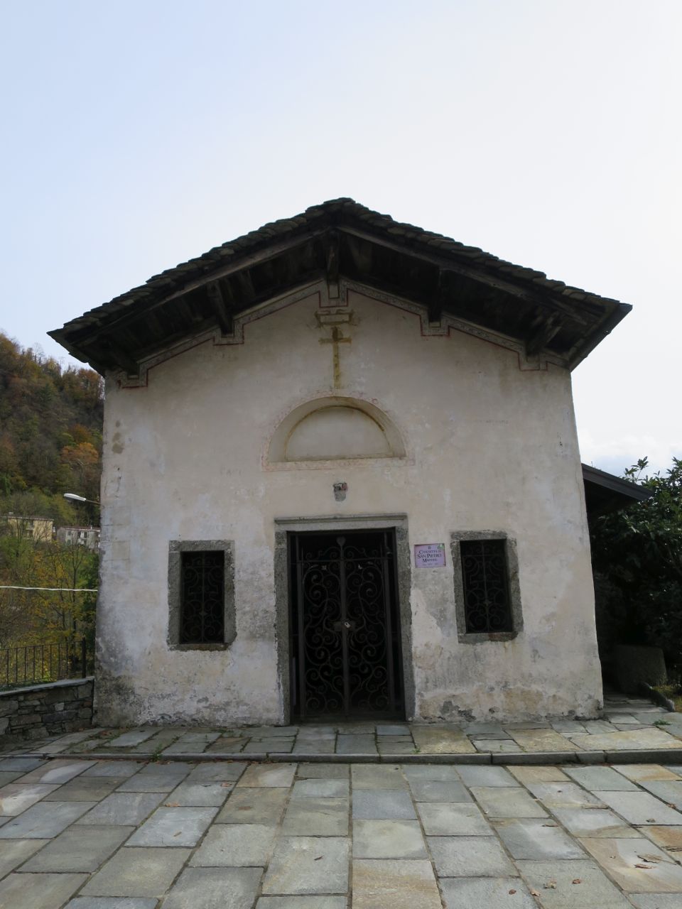 Chiesa e chiostro di San Pietro (cappella) - Varallo (VC)  (XIV; XIX)