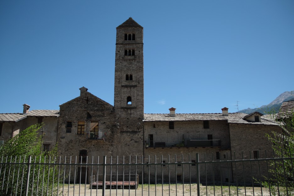 Ex Chiesa di S. Maria Maggiore con campanile e resti di convento (casa) - Susa (TO)  (X; XV; XVII, terzo quarto)