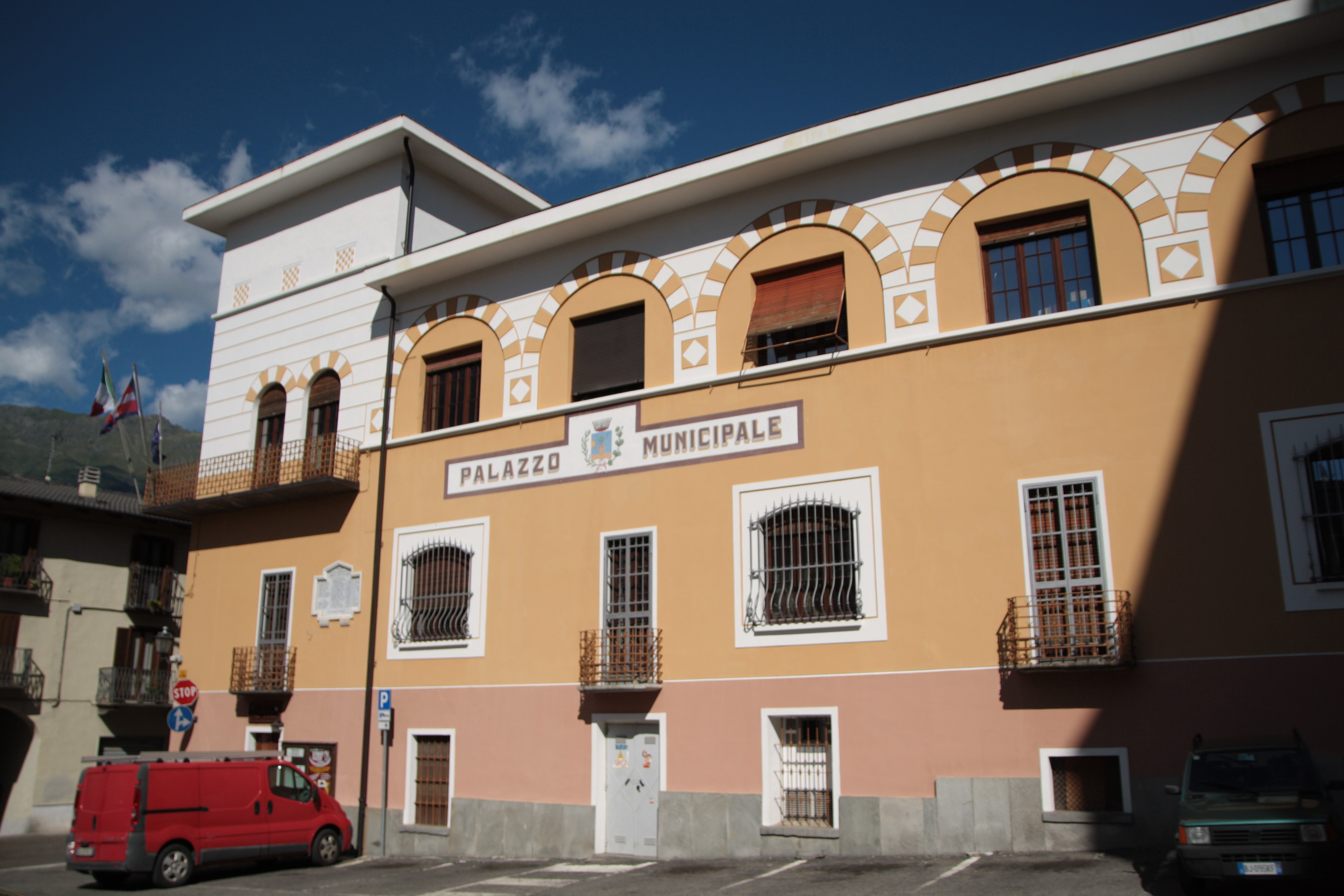 Palazzo Municipale di Bussoleno (municipio) - Bussoleno (TO) 