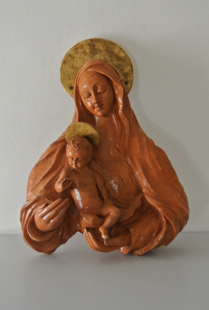 Madonna col Bambino (bassorilievo, opera isolata) - ambito veneto-friulano (sec. XX)