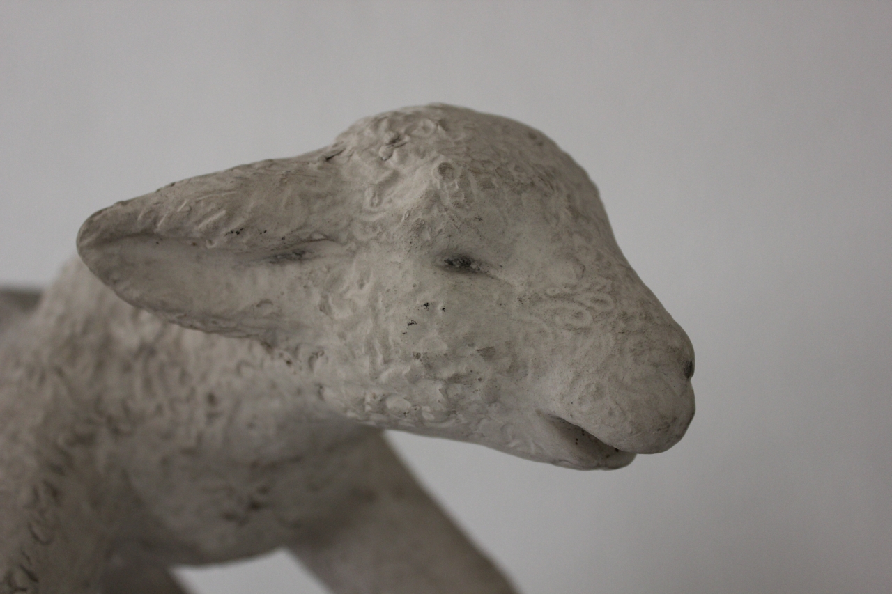 Figura di agnello (scultura, coppia) di Giuntini, Ruffo (attribuito) (secondo quarto sec. XX)