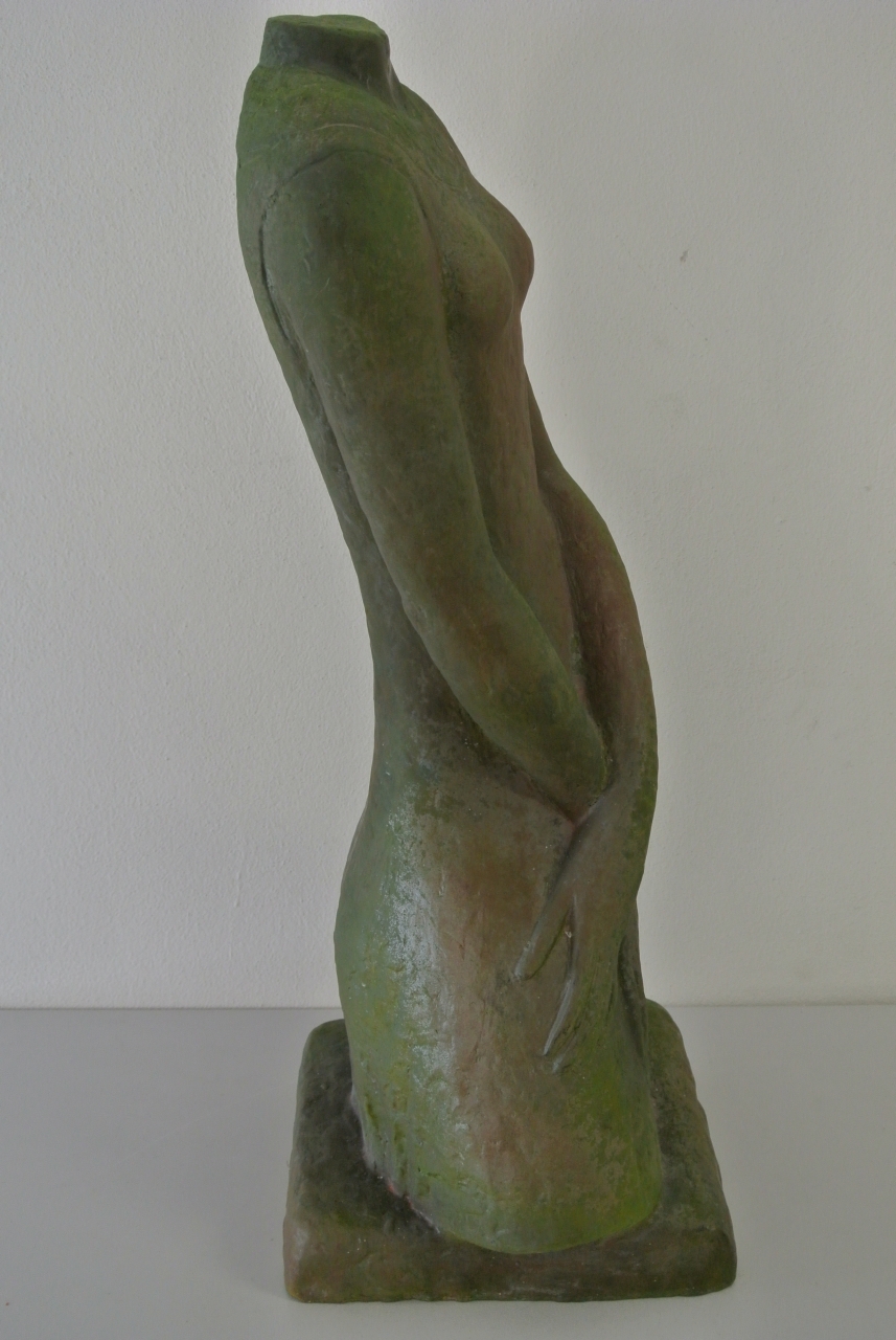 Busto di ragazza, Busto femminile (scultura, opera isolata) di Giuntini, Ruffo (attribuito) (secondo quarto sec. XX)