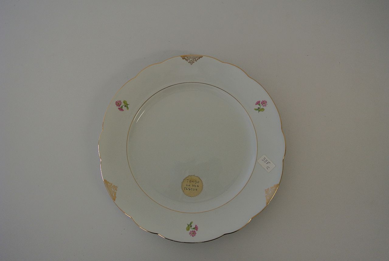 piatto, opera isolata - ambito friulano (seconda metà sec. XX)