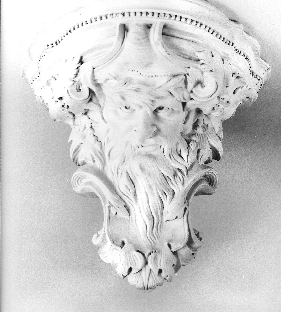 mascherone (mensola architettonica, serie) - produzione coreglina (fine sec. XIX)