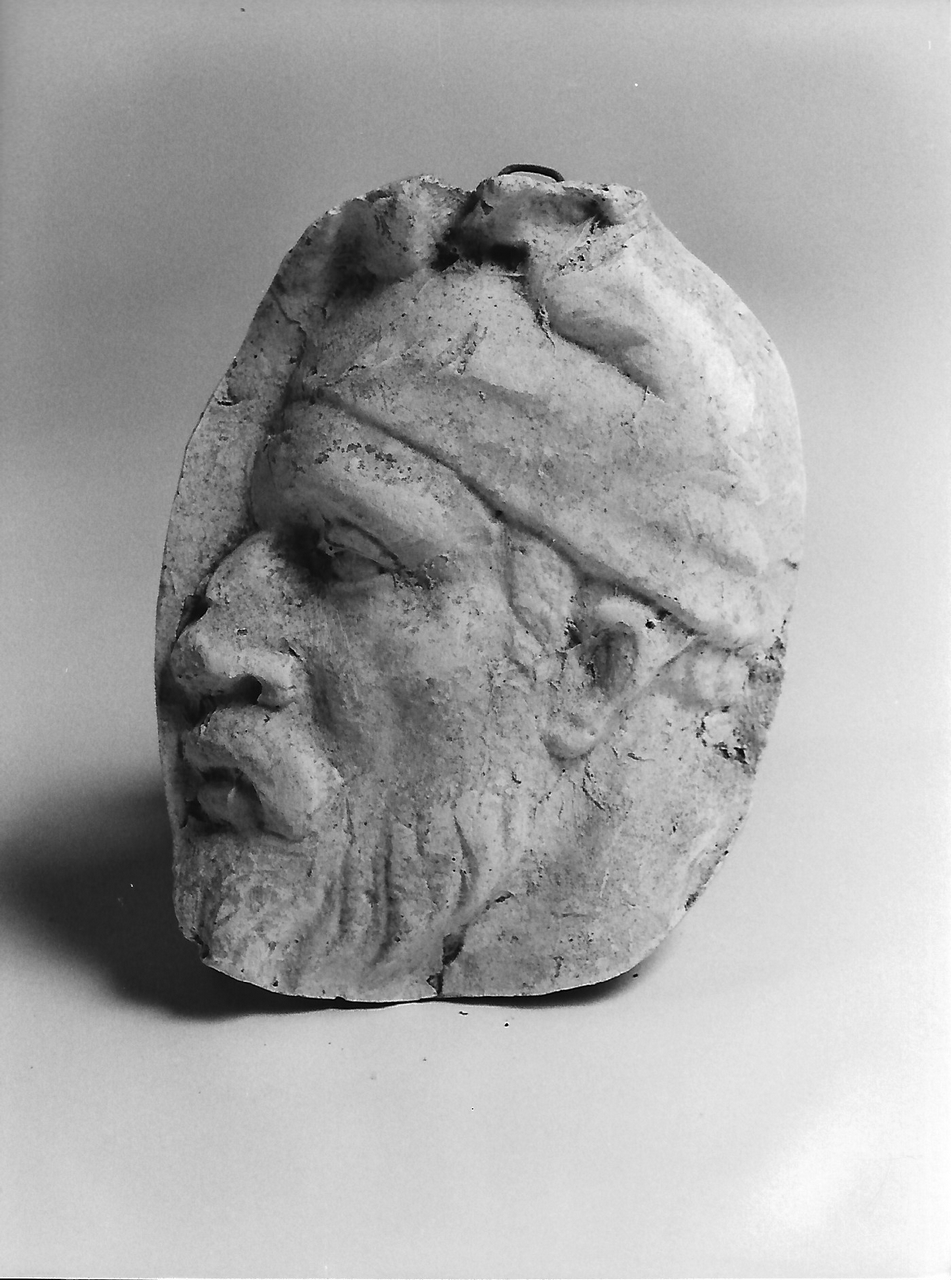 volto maschile (calco, elemento d'insieme) - Bottega tereglina (sec. XIX)