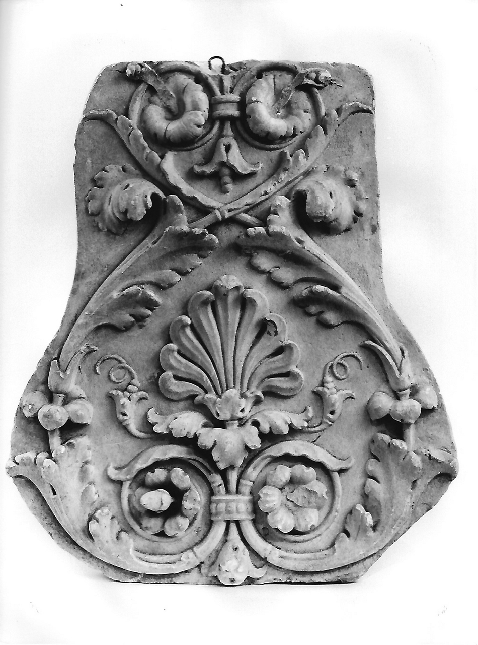 fiori e foglie d'acanto (calco, opera isolata) - produzione coreglina (secc. XIX/ XX)