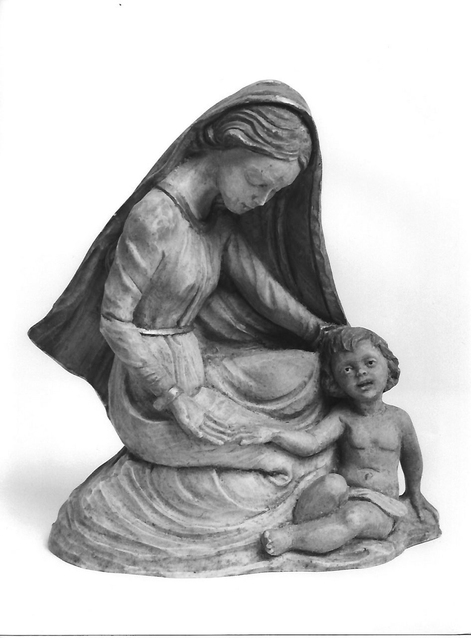 Madonna con bambino seduti (calco, opera isolata) - produzione coreglina (seconda metà sec. XX)