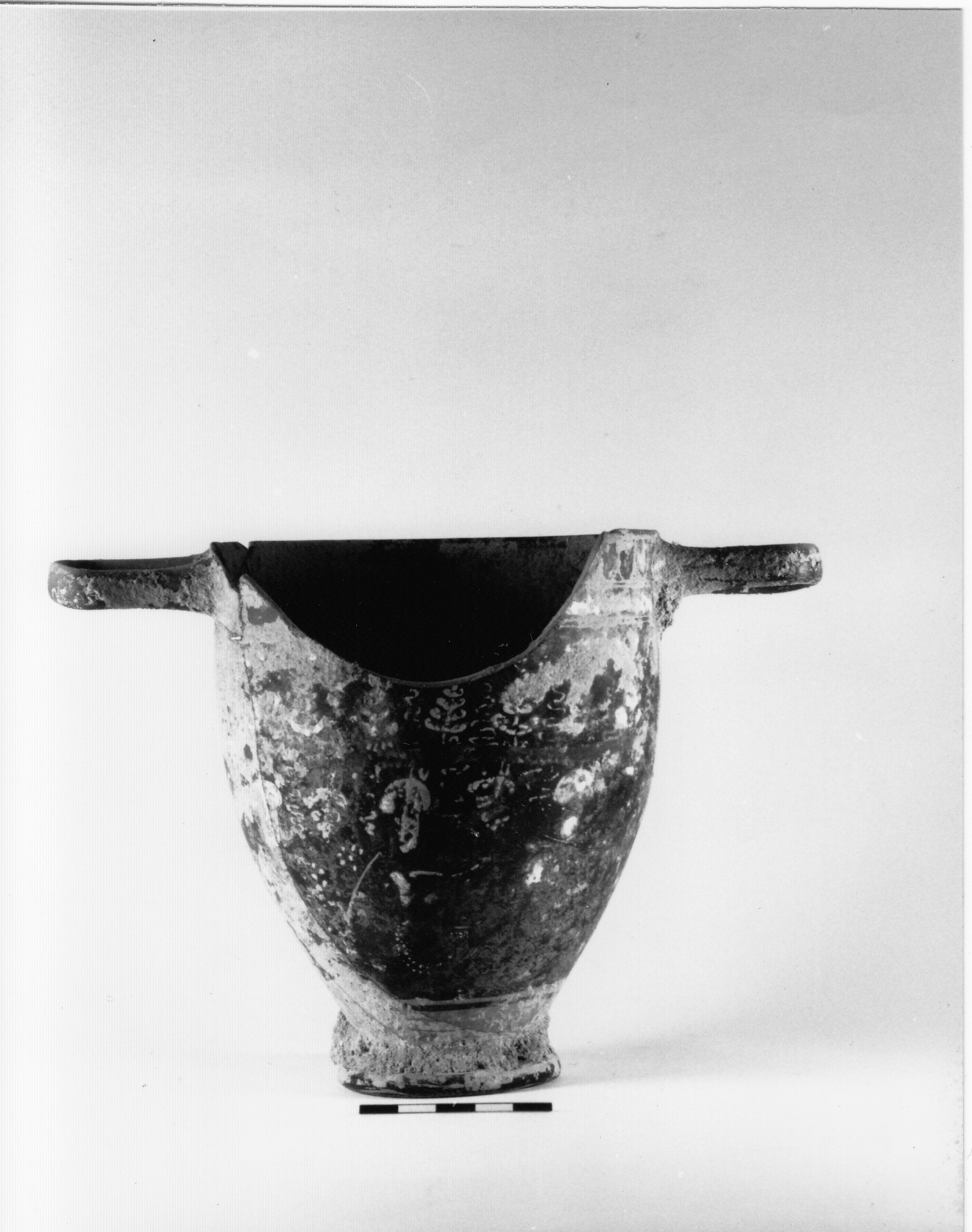 skyphos - produzione apula (ultimo quarto IV a.C)