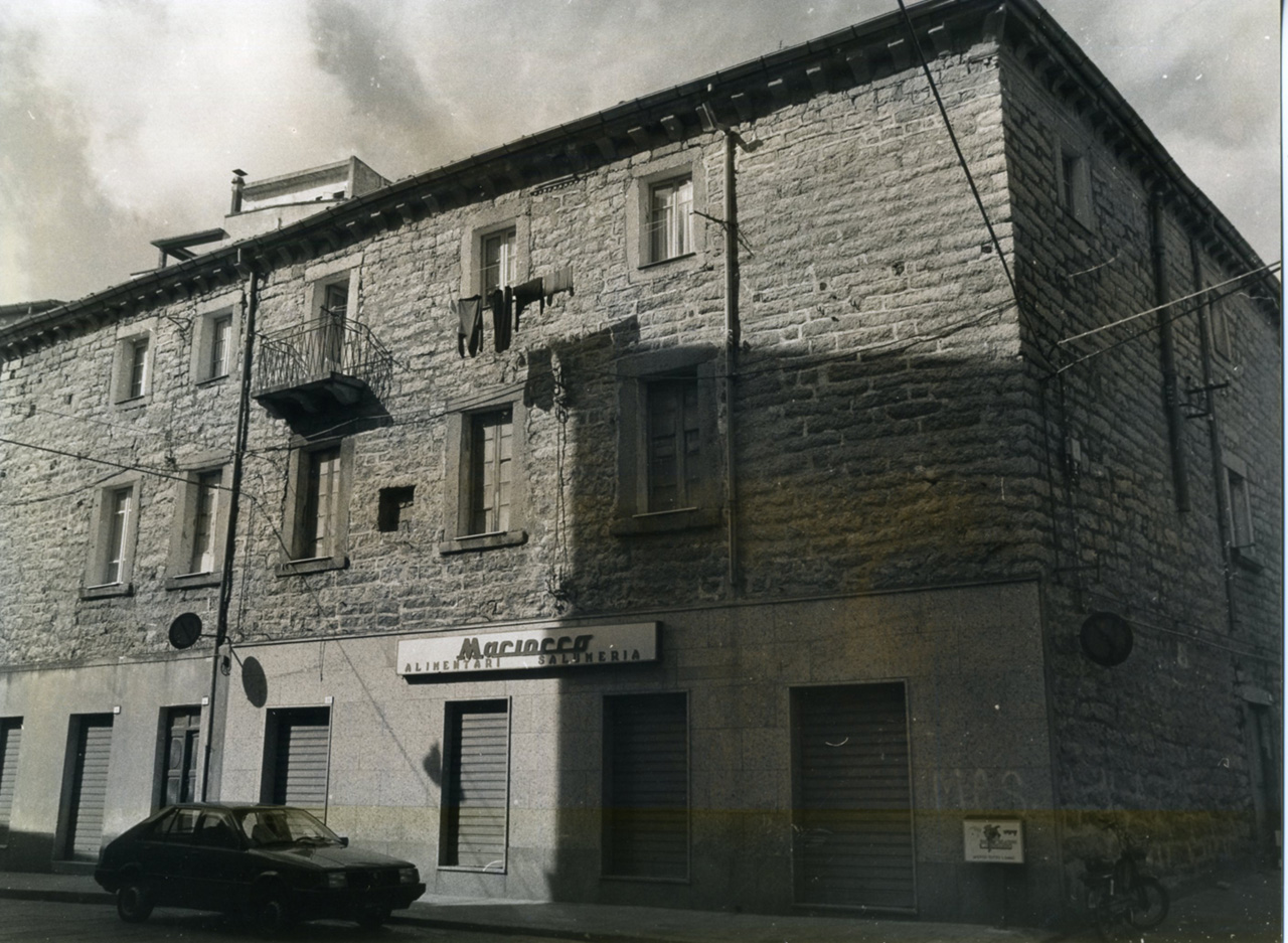 Palazzo dal masso (palazzo, privato, signorile)
