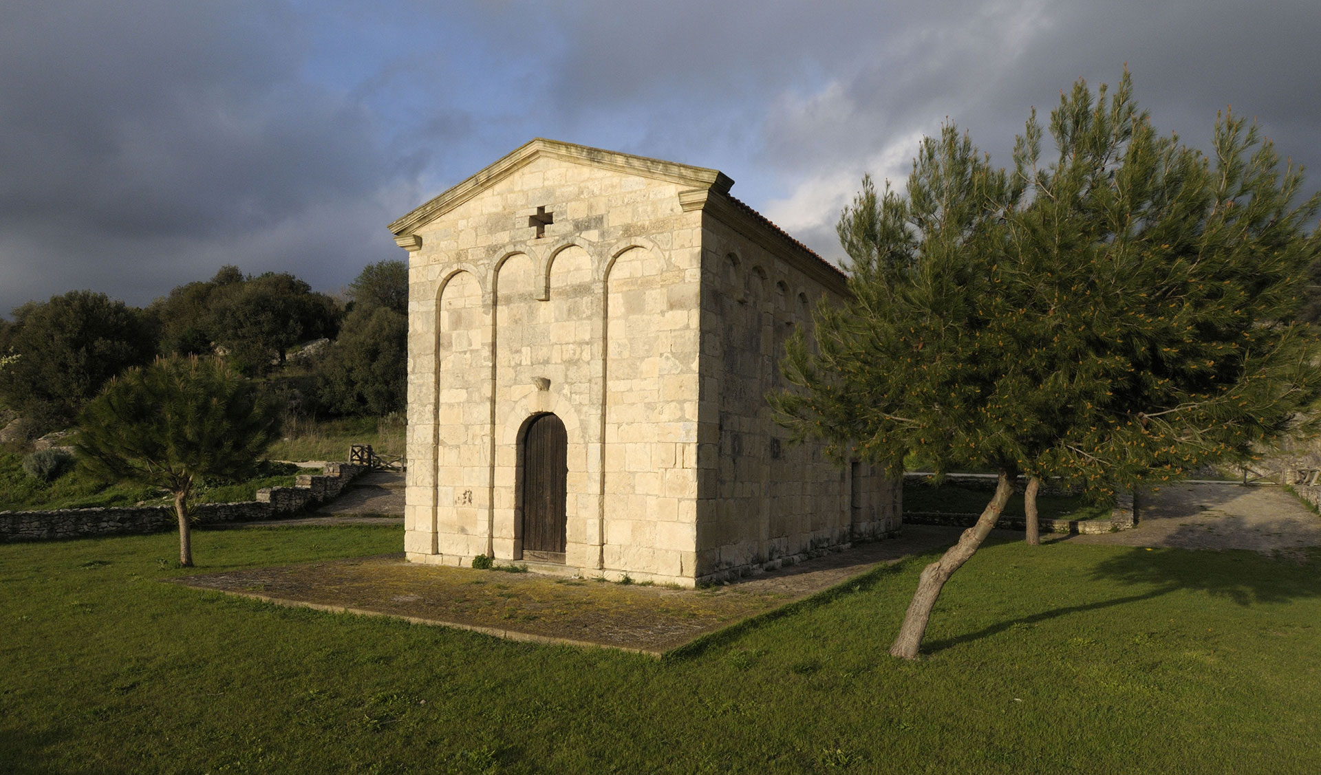 Chiesa di San Leonardo al Cuga (chiesa) - Ittiri (SS) 