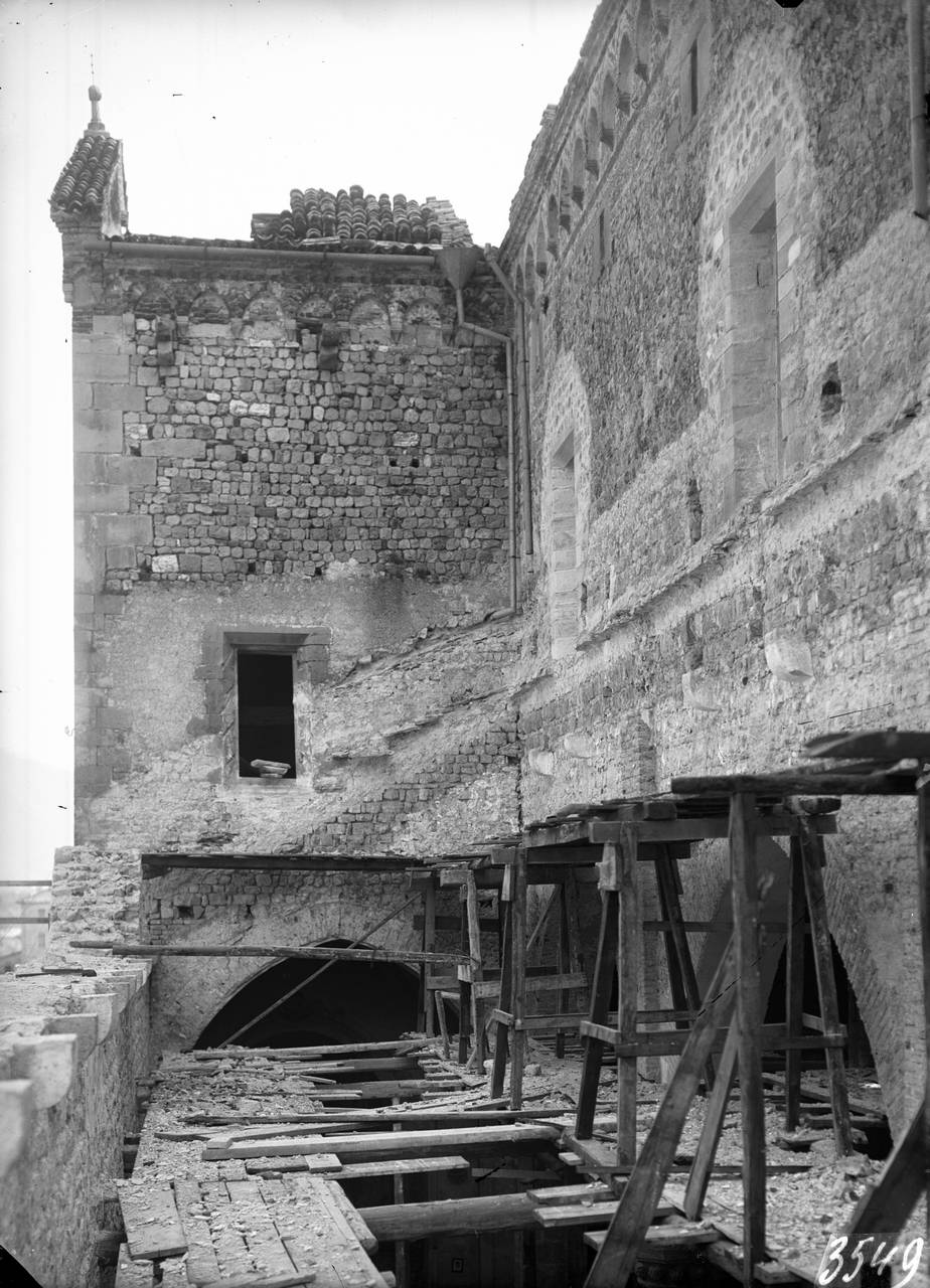 Veneto - Follina <Treviso> (negativo) di Caprioli Giovanni (XX)