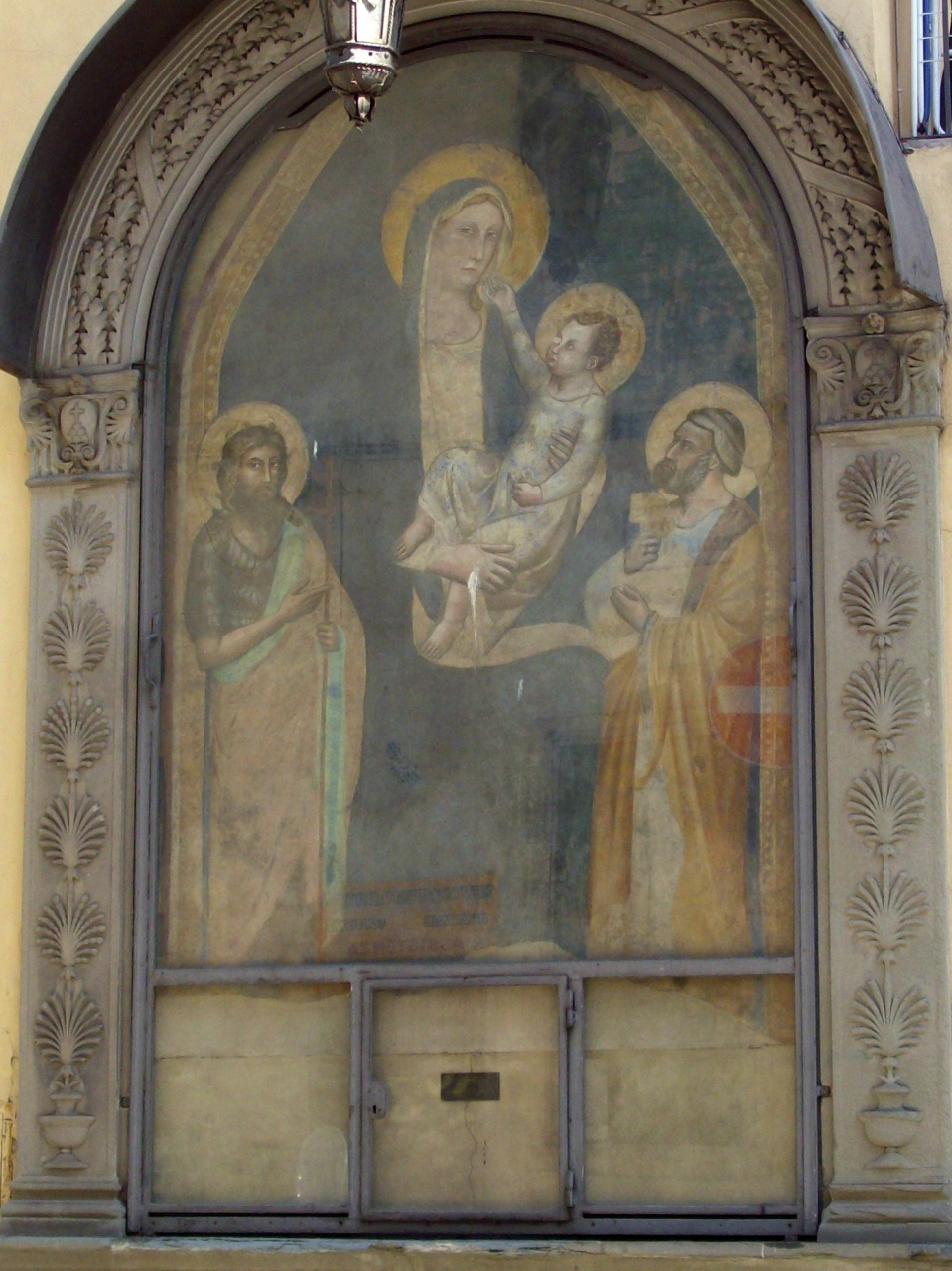 Madonna con Bambino con San Giovanni Battista e San Pietro (dipinto) di Puccio di Simone (attribuito) (metà sec. XIV)