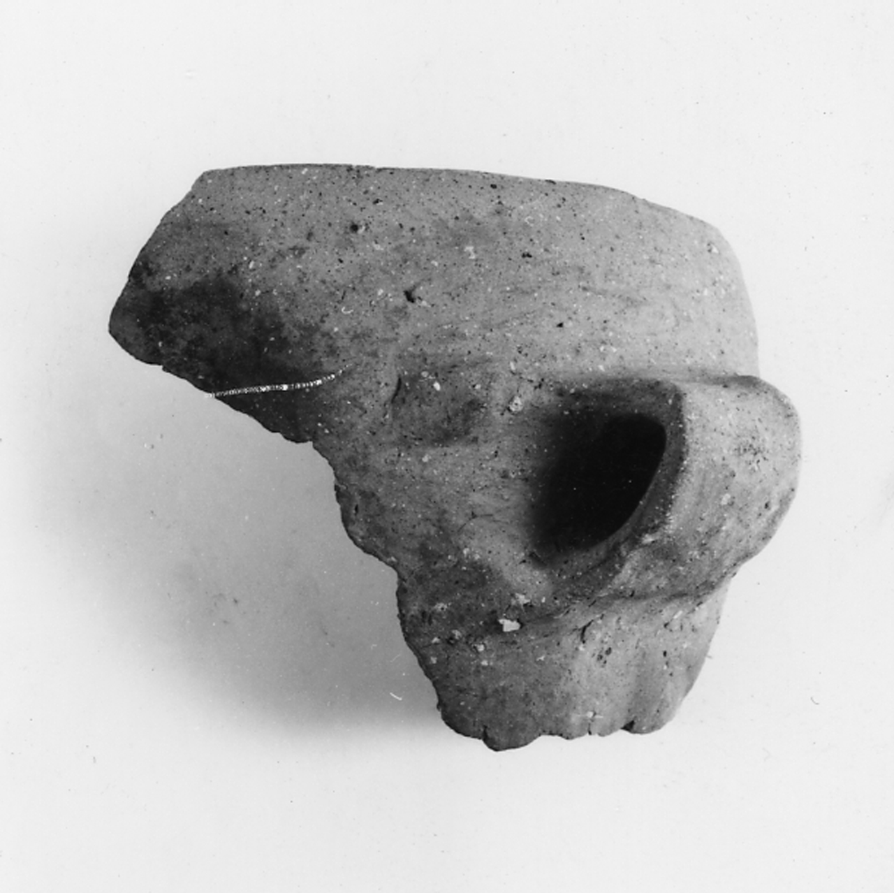 boccale troncoconico con ansa - ambito berico-euganeo (secc. XVI/ XV a.C)