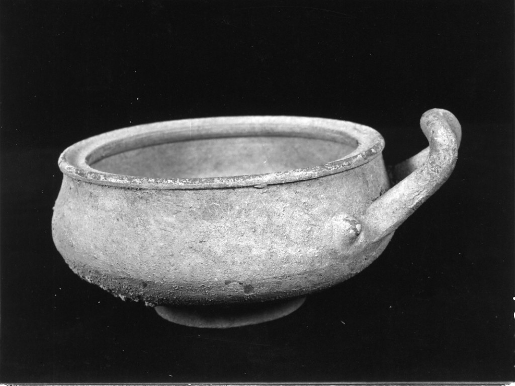 lekane - produzione locale (secc. V a.C.- IV a.C)