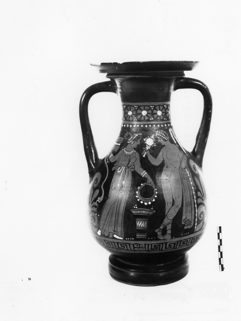 pelike - Gruppo del Pittore delle patere (sec. IV a.C)