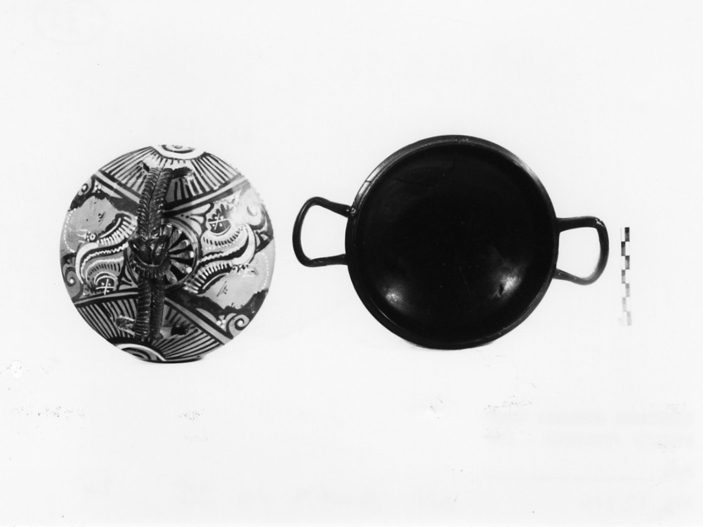 lekane - seguaci dei Pittori della Patera e di Baltimora, Gruppo della Croce Bianca (ultimo quarto sec. IV a.C)