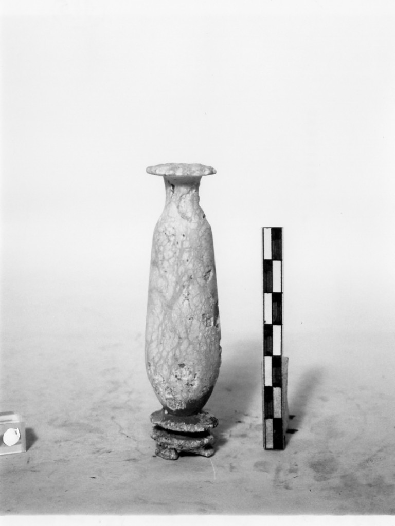 alabastron - produzione orientale (?) (sec. II a.C)