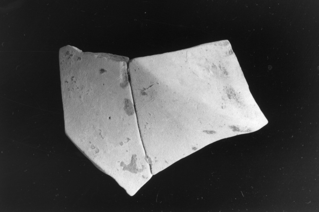 tazza/ frammento (Neolitico Medio)