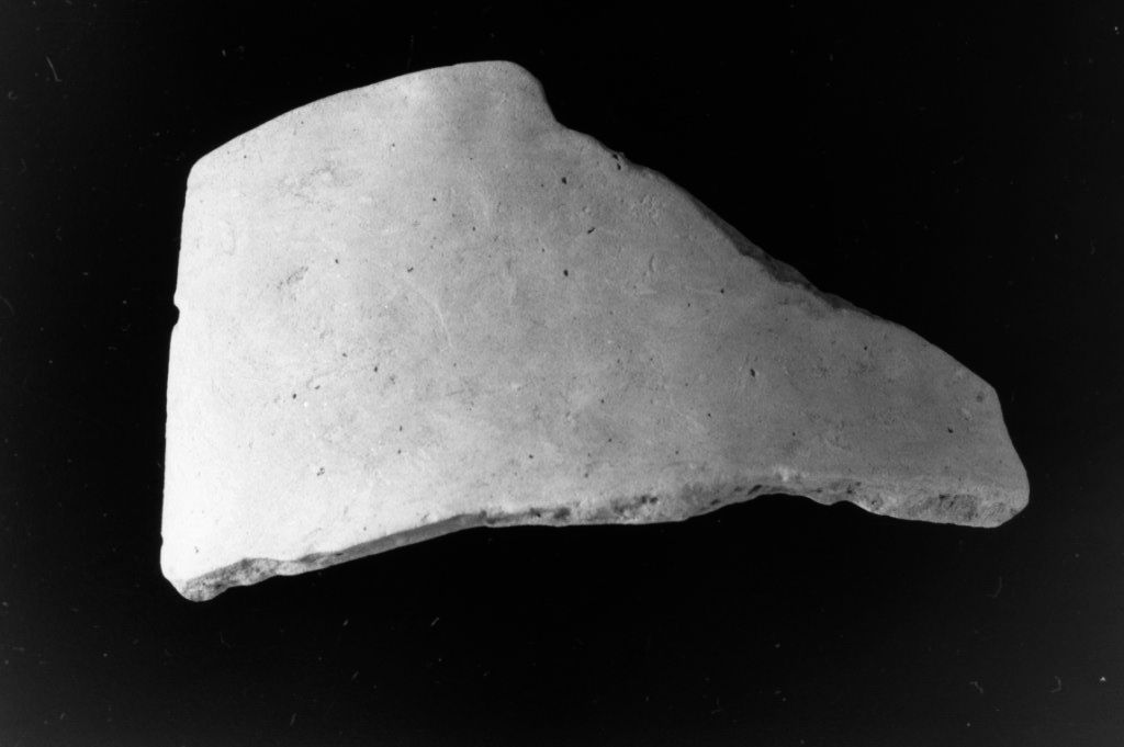 recipiente/ frammento (Neolitico Medio)