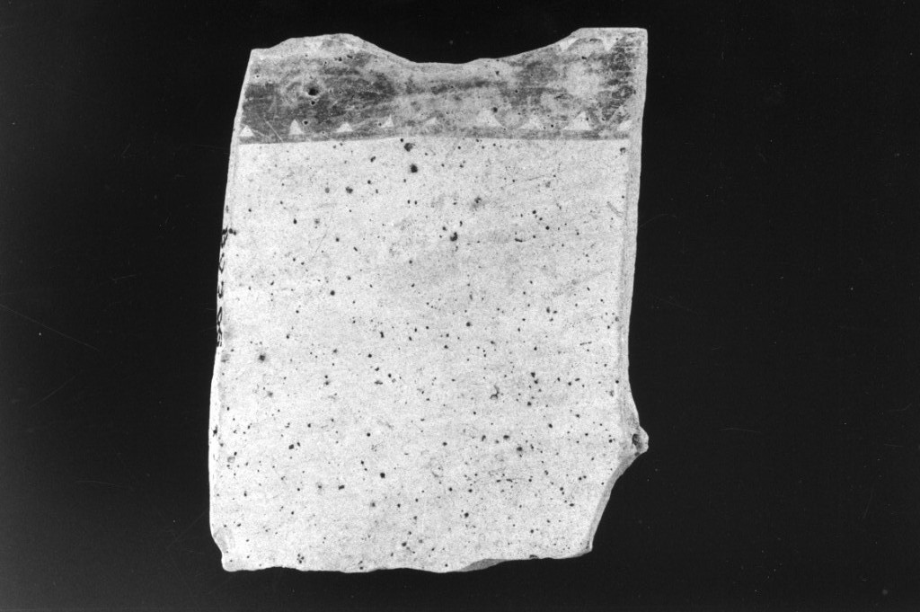 recipiente/ frammento (Neolitico Medio)