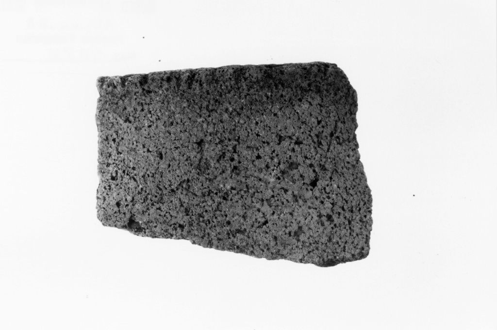 recipiente/ frammento (Neolitico Medio)