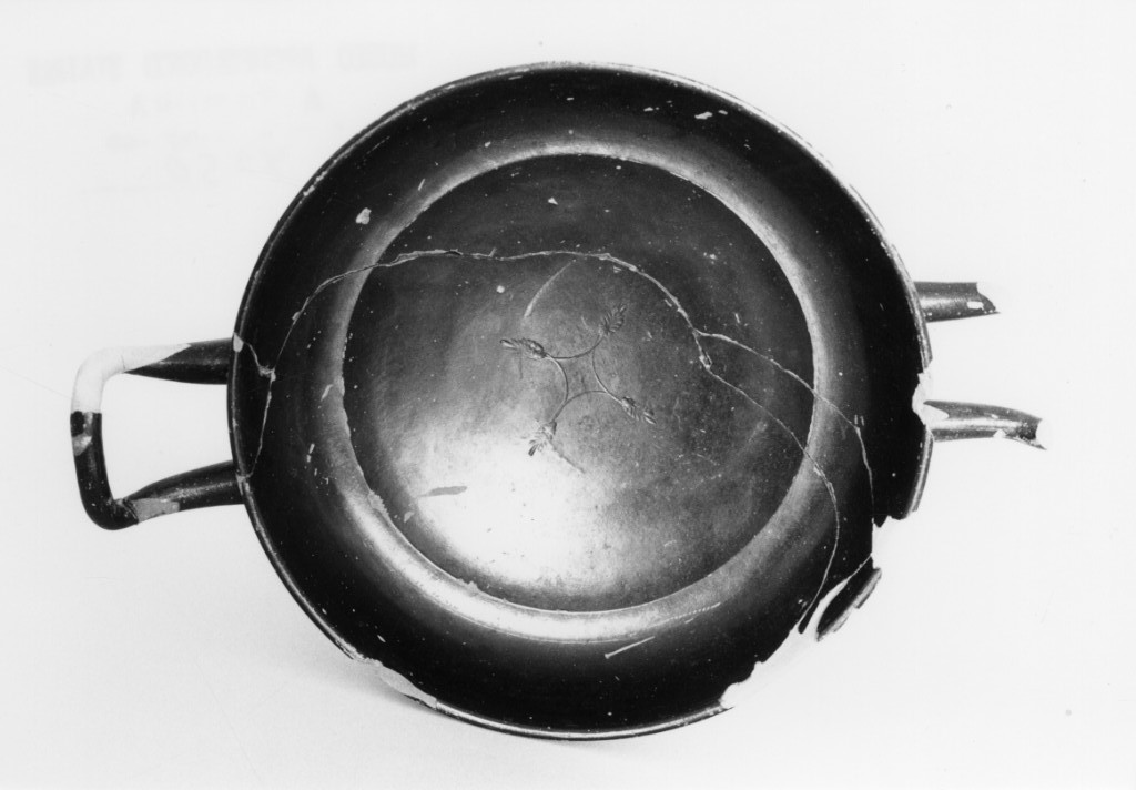 kylix - ambito magno-greco (sec. IV a.C)