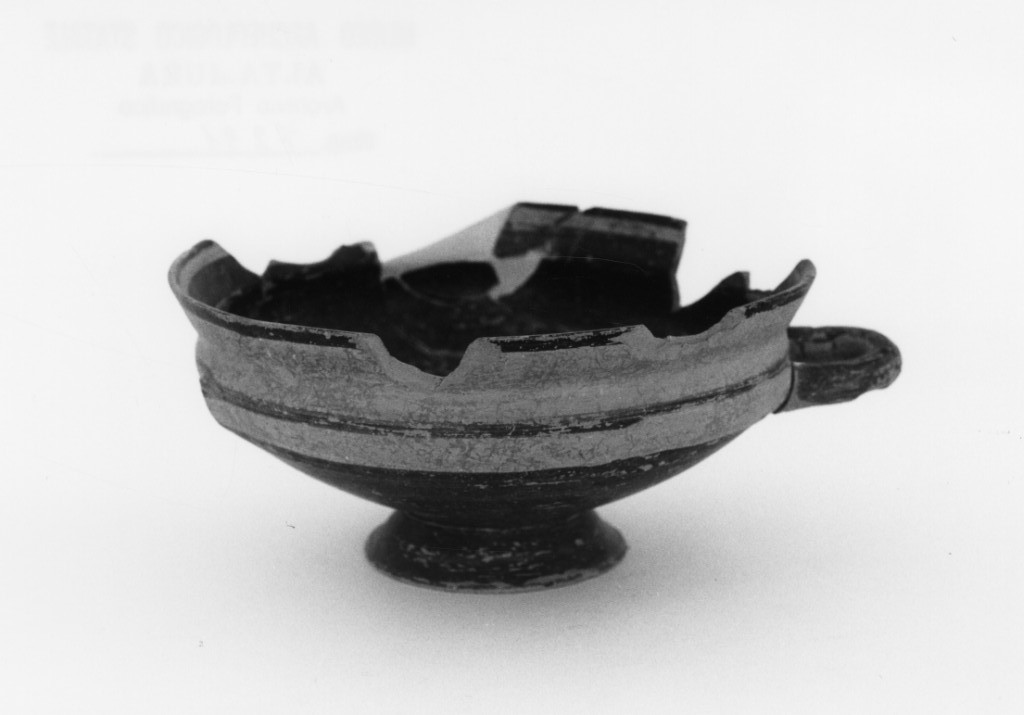 kylix, ionica, tipo B2 - ambito magno-greco (sec. VI a.C)