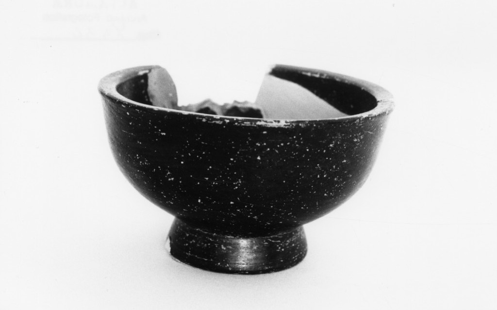 coppetta - ambito magno-greco (sec. IV a.C)