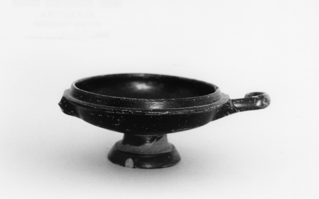 lekane - ambito magno-greco (sec. IV a.C)