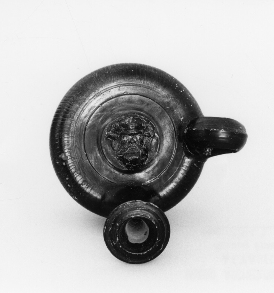 guttus - ambito magno-greco (sec. IV a.C)