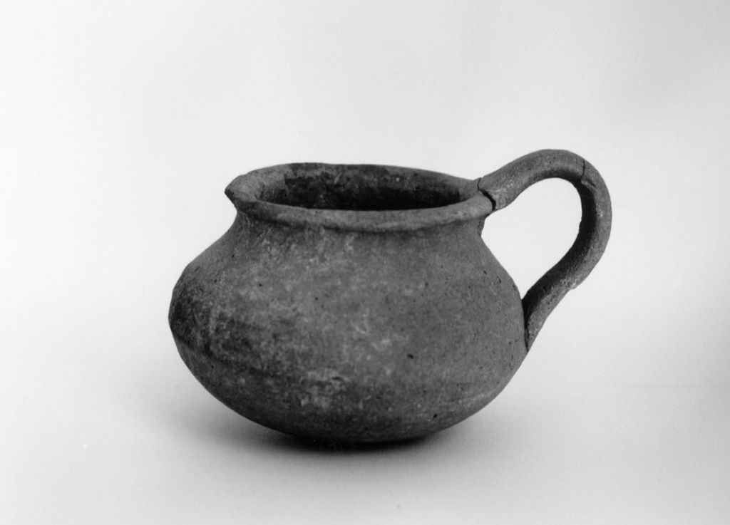 chythra miniaturistica - produzione peucezia (sec. IV a.C)