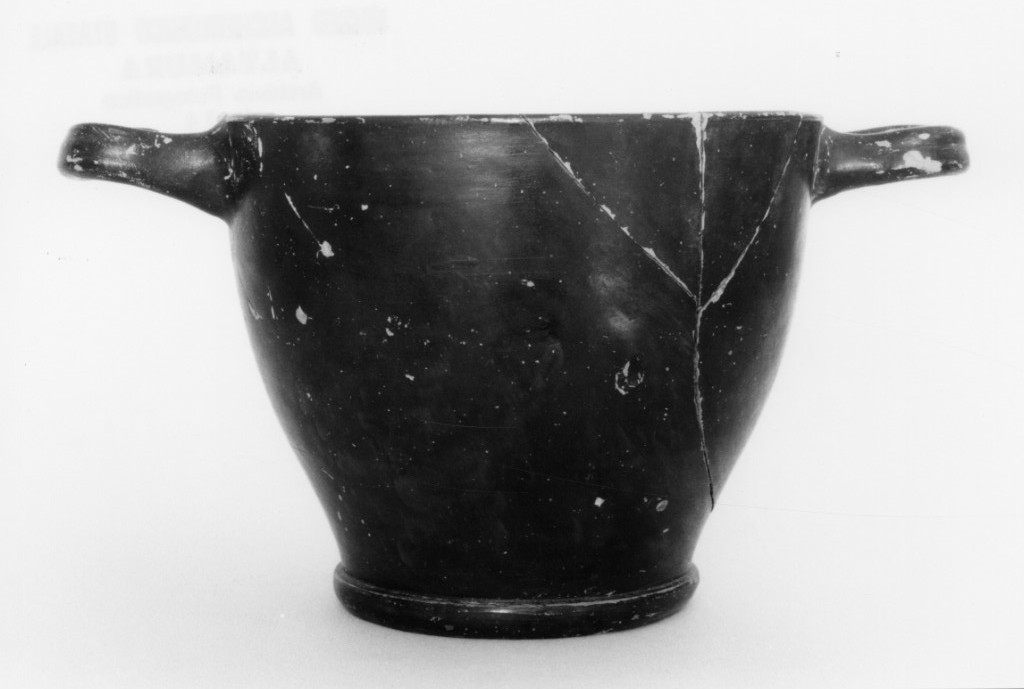 skyphos (sec. IV a.C)