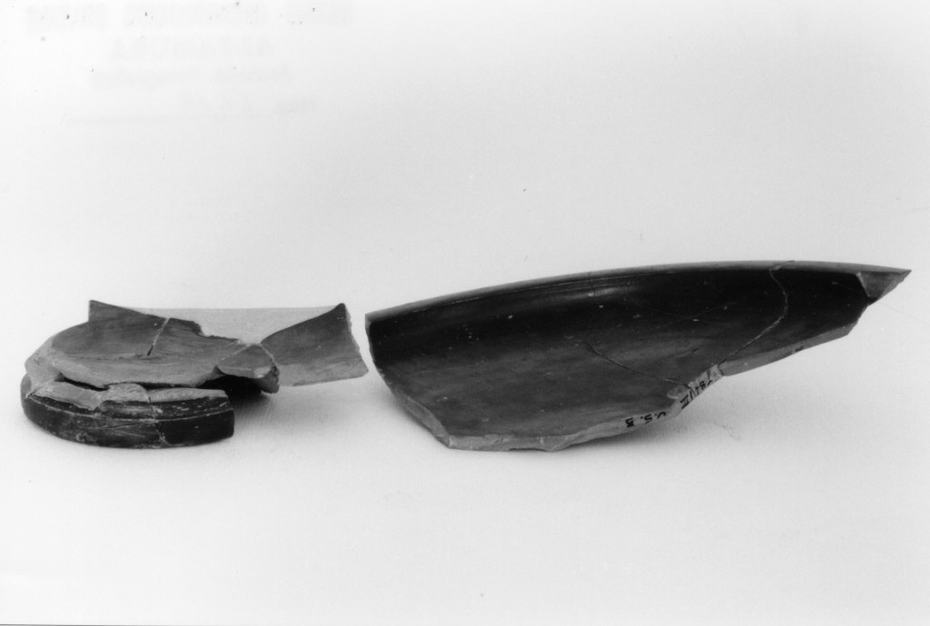 piatto/ frammento (sec. IV a.C)