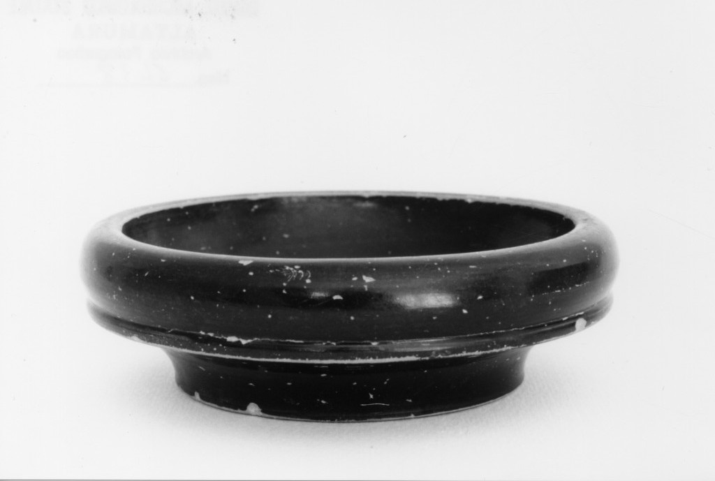 ciotola - produzione coloniale (sec. IV a.C)