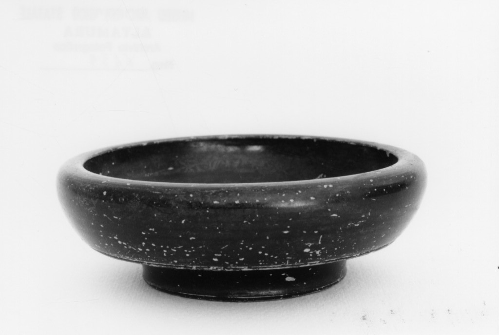 ciotola - produzione coloniale (sec. IV a.C)