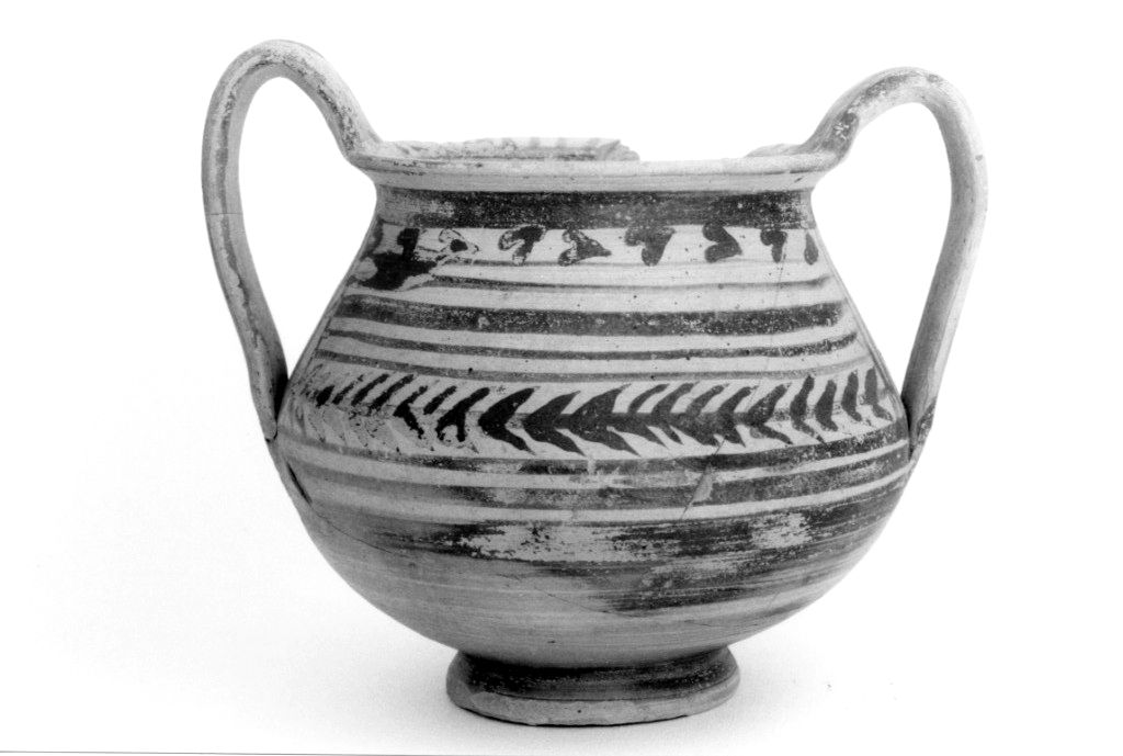 kantharos - produzione peucezia (sec. IV a.C)